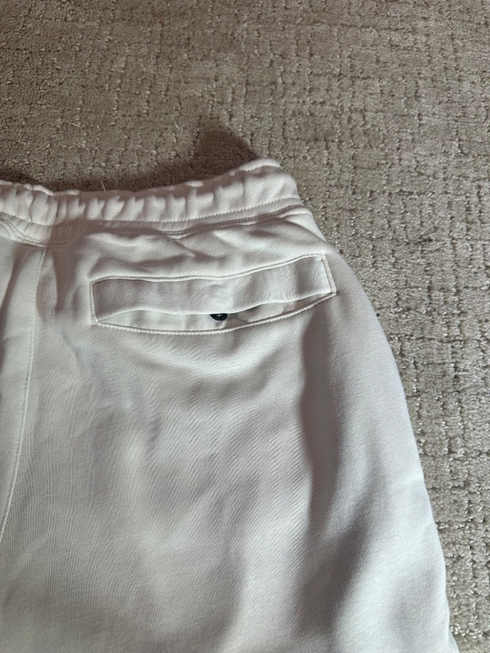 Nike - Picture 4 of 7